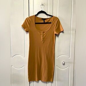 FOREVER 21 tan dress ribbed short sleeve Henley style Medium